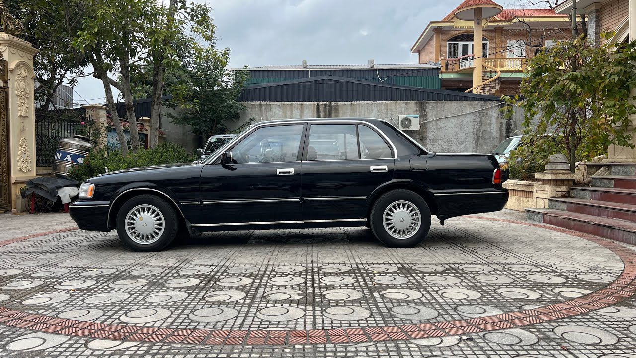 Toyota Craown 1995 đẹp suất sắc các bác ạ 0913501229 