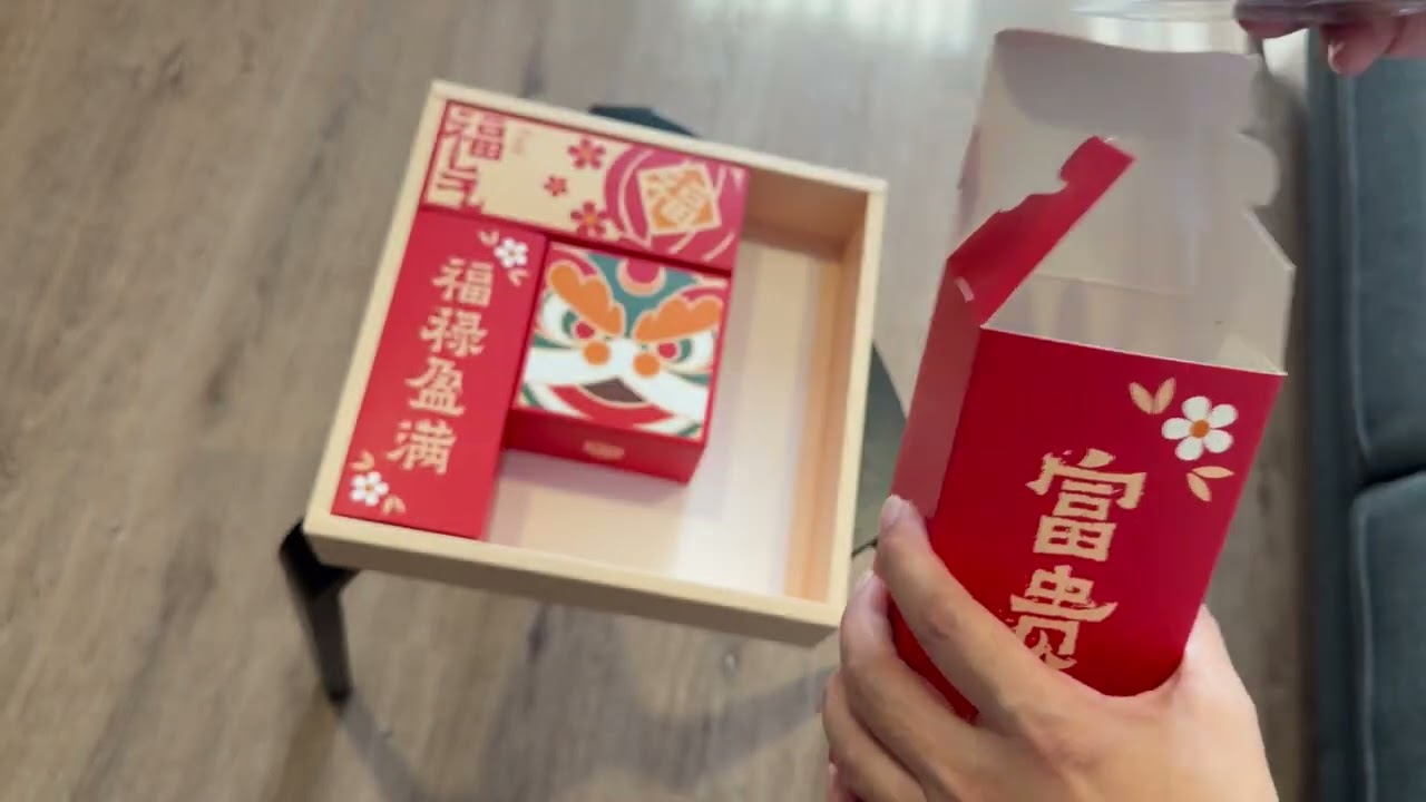 Happy Lunar New Year of the Horse - Unboxing gift 💝 