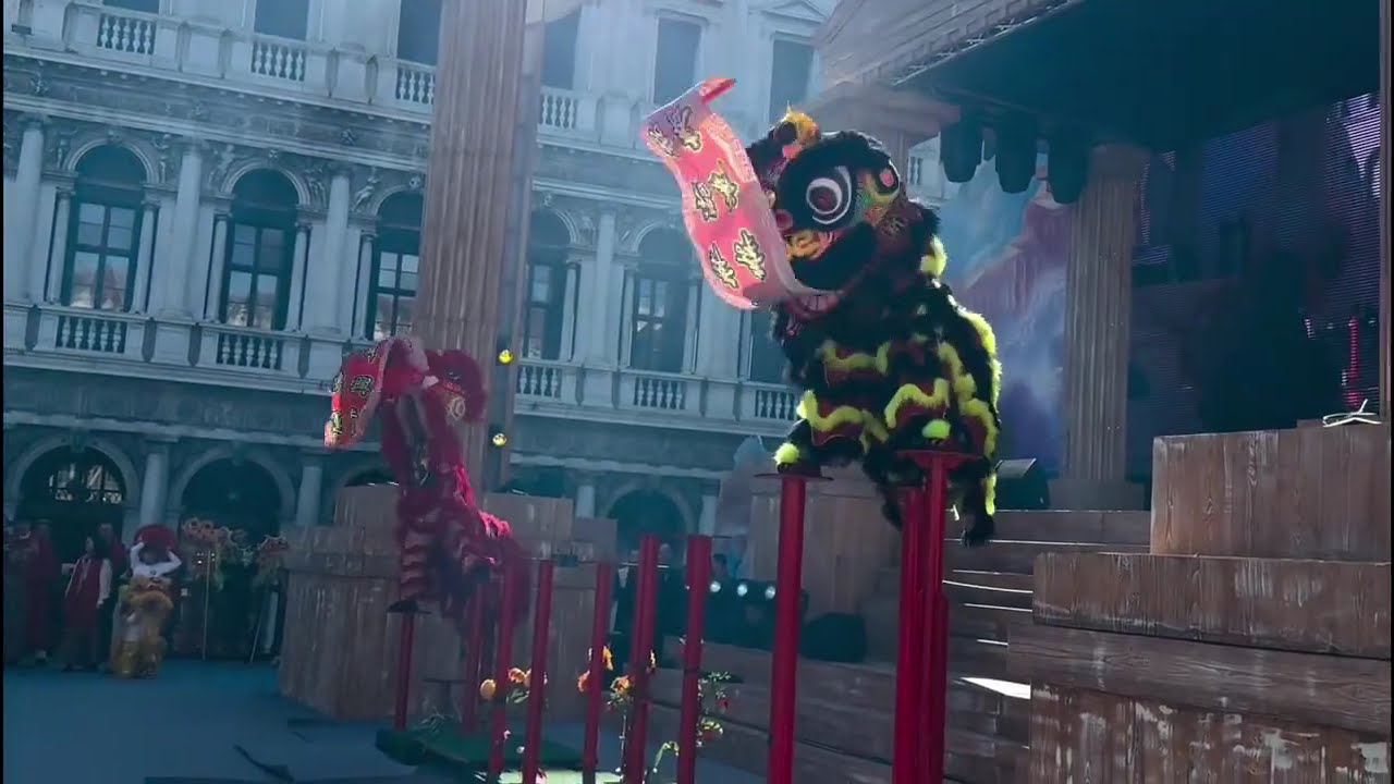 Acrobatic Lion Dance in Venice 🦁 - ASD Italy Lion and Dragon Dance 🐎🧧 #cny #liondance #cny2026