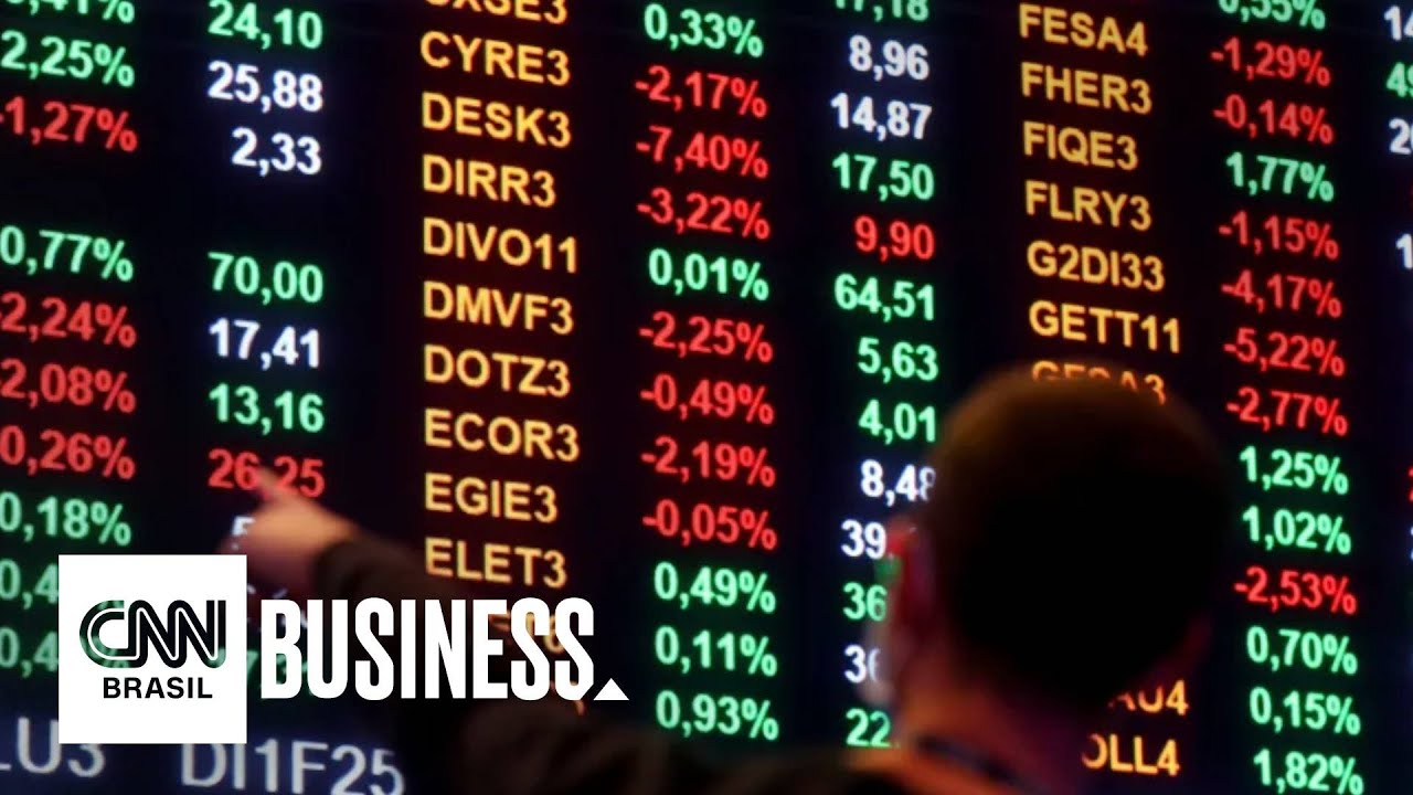 Ibovespa descola de principais bolsas do mundo e encerra agosto com alta de 6,5% | AGORA CNN