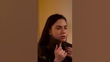 ديميت اوزديمير تتلوا سورة الفاتحه من كواليس مسلسل حلم اشرف 
