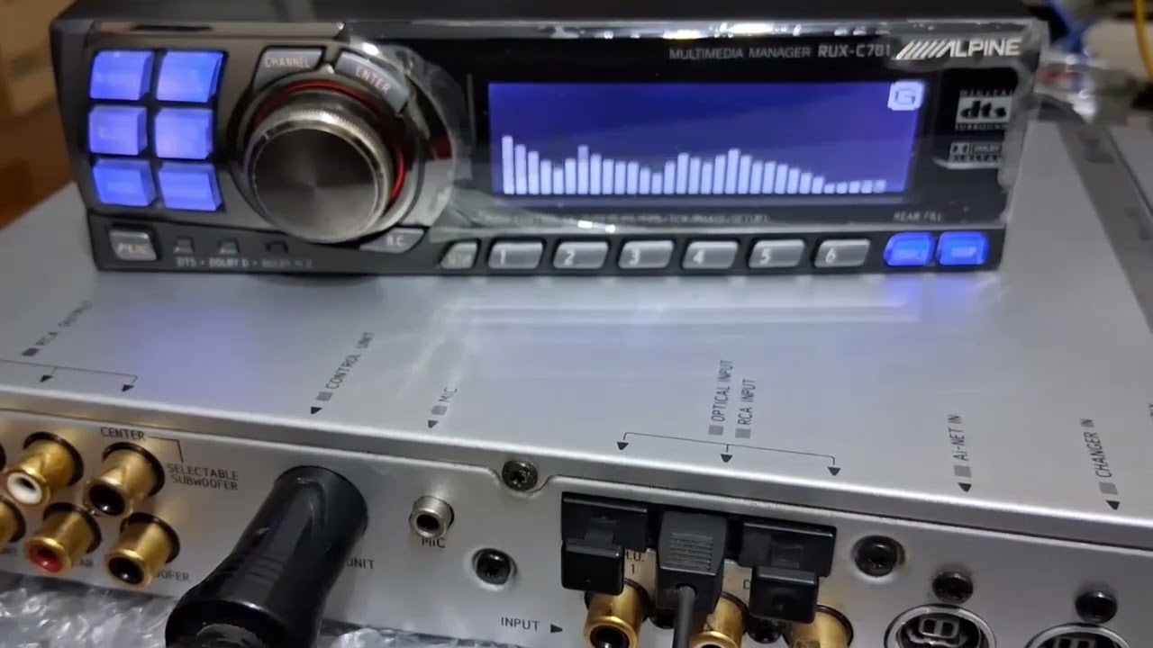Alpine PXA-H701 - YouTube