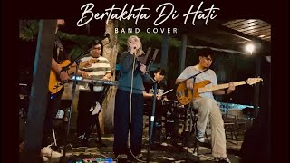 Bertakhta Di Hati | Feilla Live Cover ft Suzy 