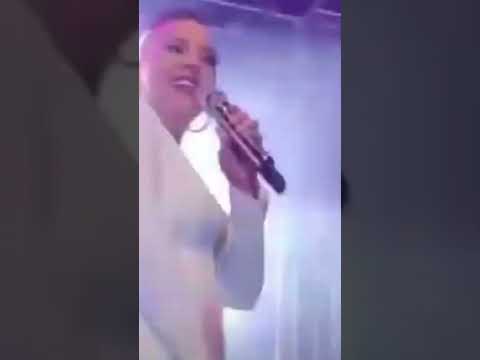 Ebru Gündeş -