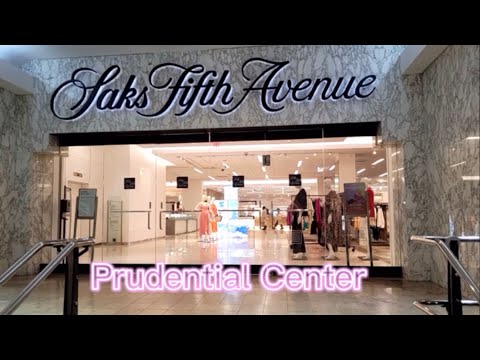 Inside Saks Fifth Avenue Department Store in New York City [4K] 