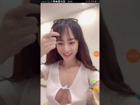 Hot girl bigo show hàng đã mắt Fan MU