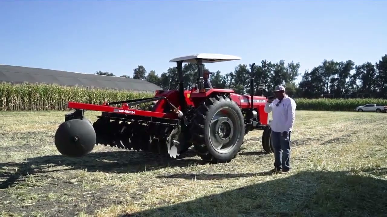 MAQUINARIA AGRÍCOLA (SERIE CLÁSICA MF)