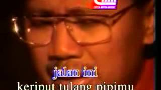 Titip Rindu Buat Ayah Ebiet G  Ade   Download MP3 Titip Rindu Buat Ayah Ebiet G  Ade Lirik Lagu flv