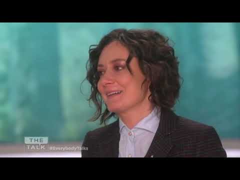 The Talk   Hosts React Emotionally to Sara Gilbert Saying She&rsquo;s Leaving &rsquo;The Talk&rsquo;