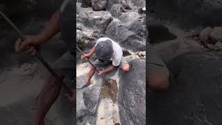 Gold Finding In Hills Mountains Stone Like This Be Aware Mb Point