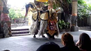 Bali Trip (Part 3) - Tari Barong (Barong Dance)- continue