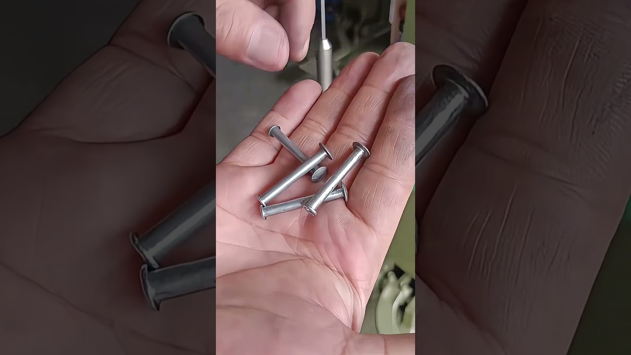 Auto Feed Riveting Machine 3.8mm Semi Tubular Rivets 