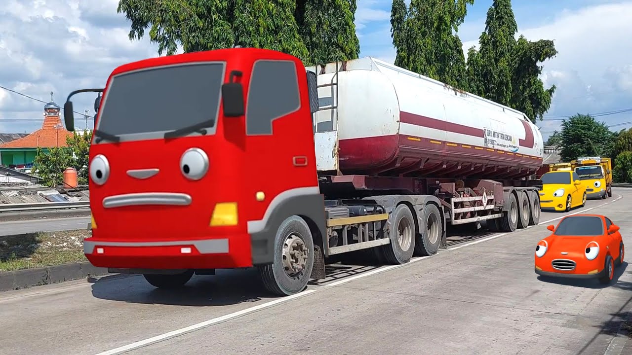 Di Sini Markasnya Truk Tangki Besar Dan Panjang Berubah Jadi Frank Teman Tayo