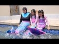 IBU KEYSHA &amp; SHEENA JADI PUTRI DUYUNG - Mermaids Play on Slides In The Swimming Pool