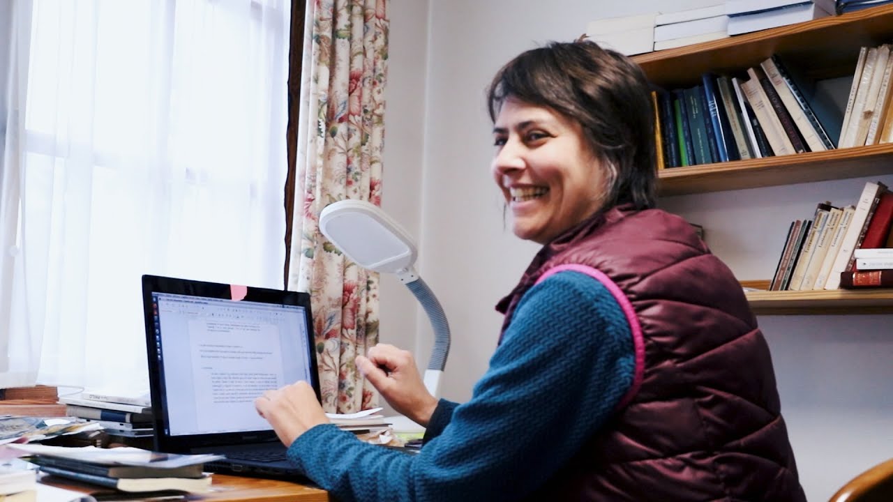 Sur le toit des mots - Christine Abt Biographe