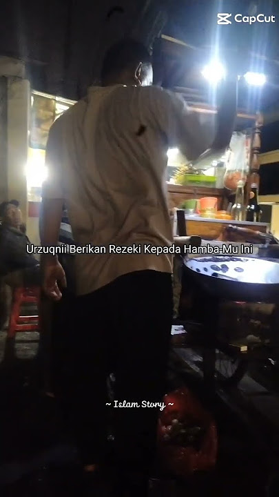 Penjual Nasi Goreng Di Pinggir Jl. Utan Kayu Raya - Kopi Kenangan #shorts #nasigoreng #kopikenangan