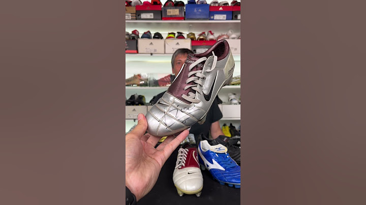 La colección de botines ⚽️ con @clubdelfutbol #futbol #messi #maradona #botines