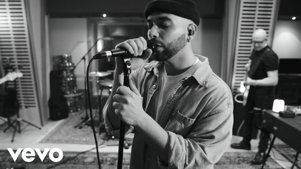 DEIV - TPS (Live @ Isola Studios) - YouTube