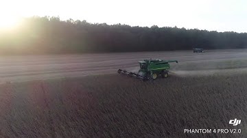 John Deere 9870 & 9770 Harvesting Beans