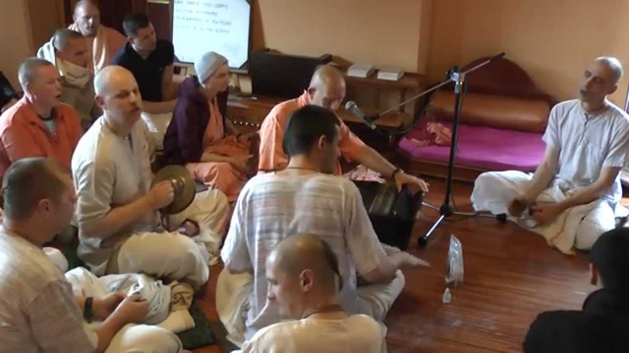 HH Bhaktivaibhava Svami   kirtan 22032015