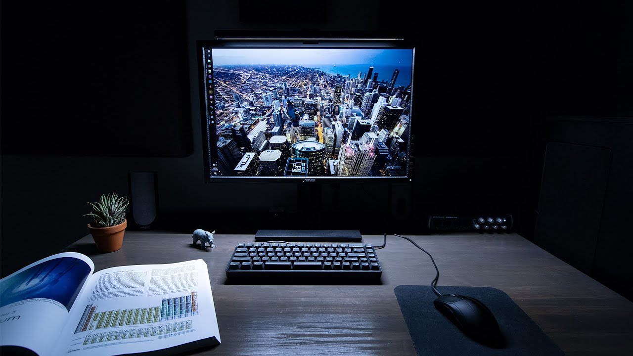 Review: The BenQ ScreenBar saves space while brightening up your desk