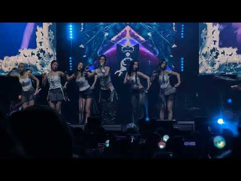 NMIXX - Blue Valentine [Live 4K] (260326)  [ London ]-썸네일