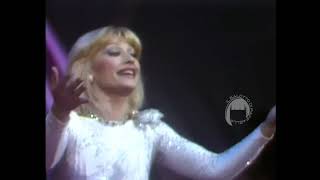 Video thumbnail of "Raffaella Carrà - Medley di successi"