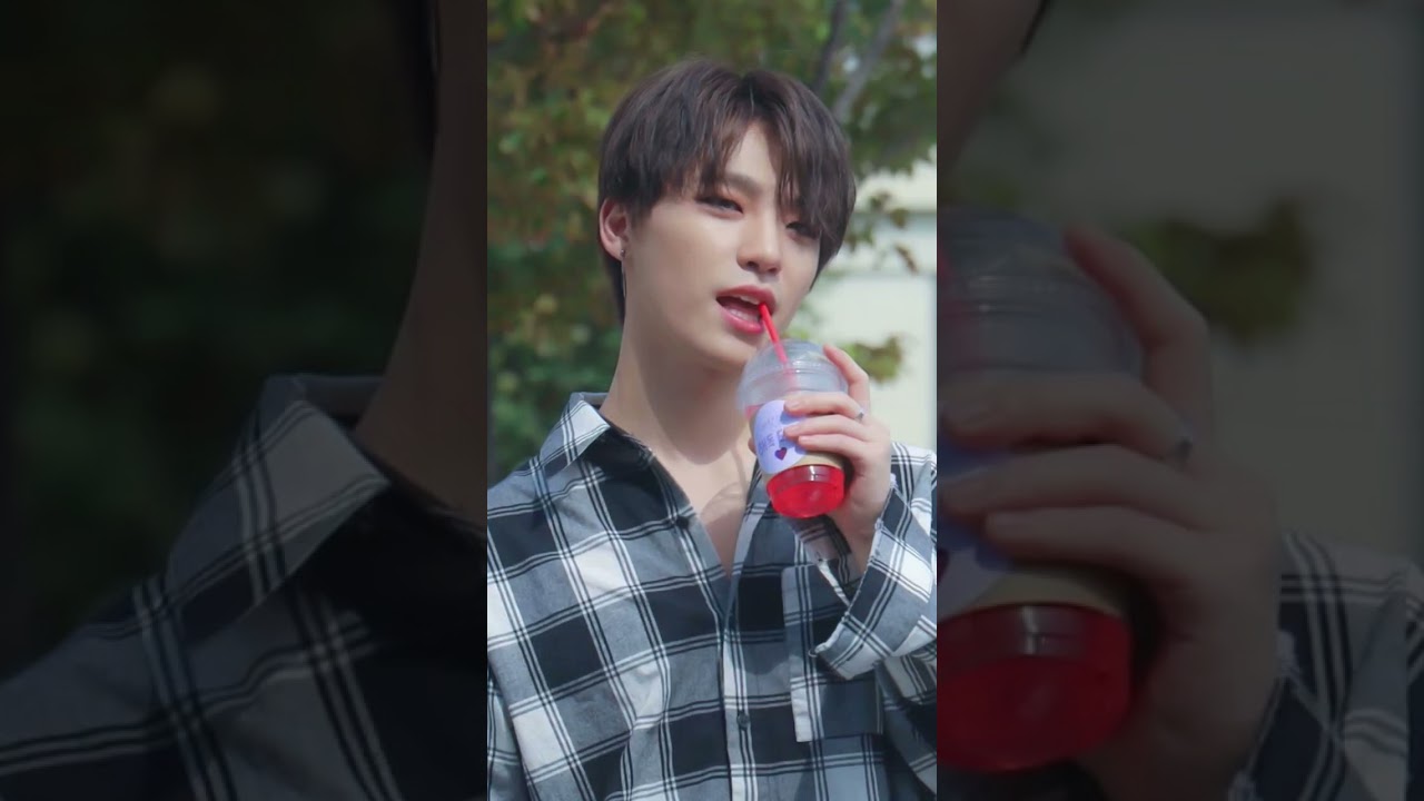 SEVENTEEN💎ディノ😎 - YouTube