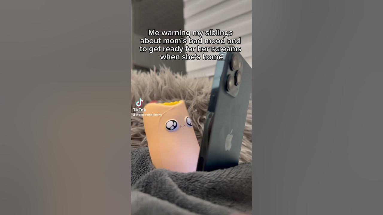 #explodingkittens #throwthrowburrito 🌯 - YouTube