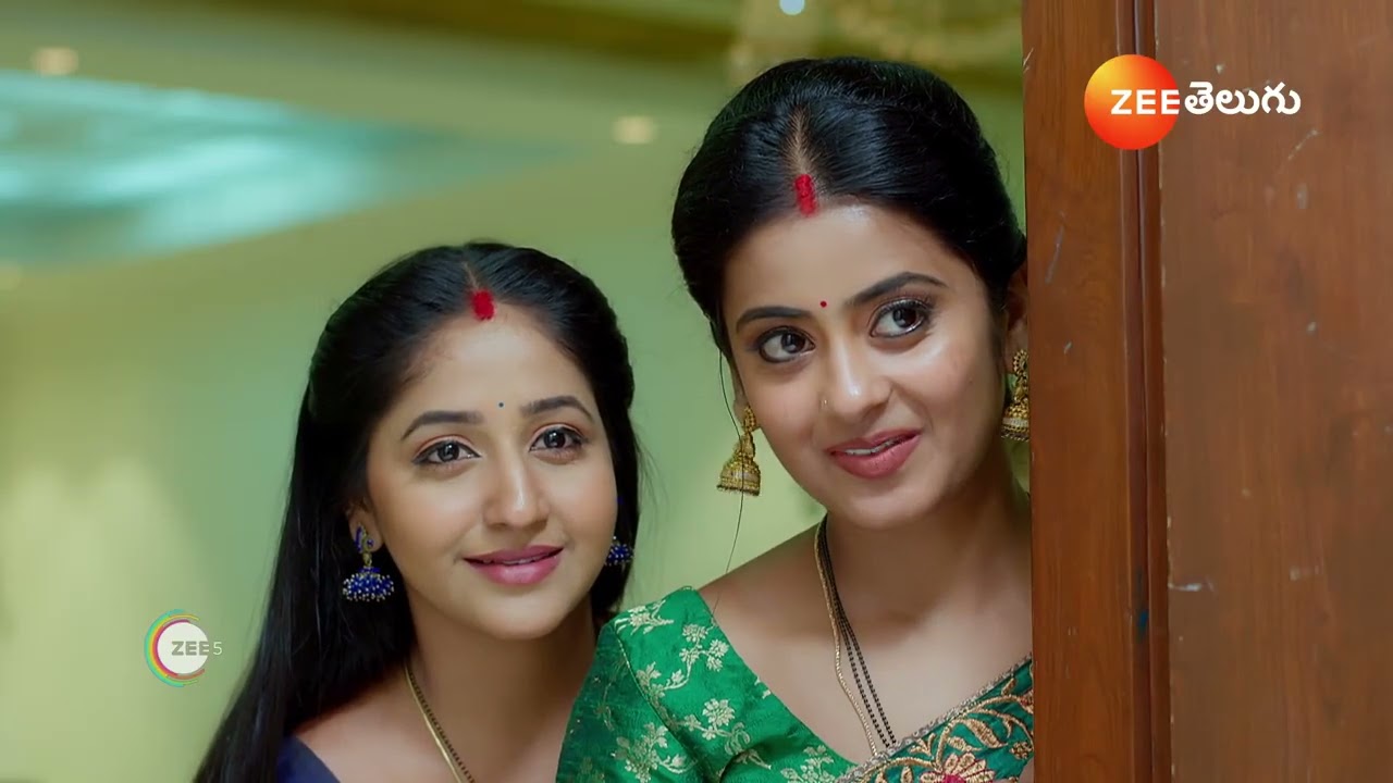 chiranjeevi Lakshmi Sowbhagyavati |మనీష ఎత్తుల్ని చిత్తు చేసిన లక్ష్మి