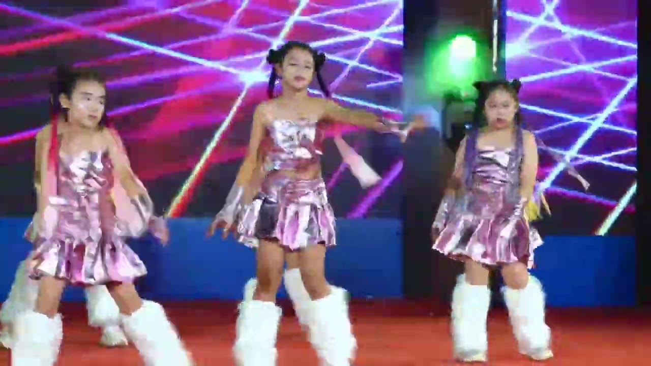 Con gái iu nhảy 