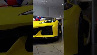 Hear That? Thats The 2026 Corvette Z06
Youve scrolled through every listing, sat in cars that almost fit. Then there it is, sitting under light like it knew you were coming, the Z06 right where youd hoped to find it.
🎥: 2026 Corvette Z06 2LZ in Competition Yellow Tintcoat Metallic Hear That? Thats The 2026 Corvette Z06