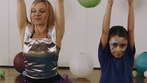 Yoga for Kids - Light Up Little Light Kids Yoga: "Space to be me"