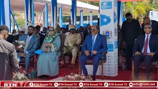 DEG DEG: Madaxweyne Xasan Sheekh oo hada soo gaaray taalada daljirka daahsoon ee lagu qabanayo xuska DEG DEG: Madaxweyne Xasan Sheekh oo hada soo gaaray taalada daljirka daahsoon ee lagu qabanayo xuska