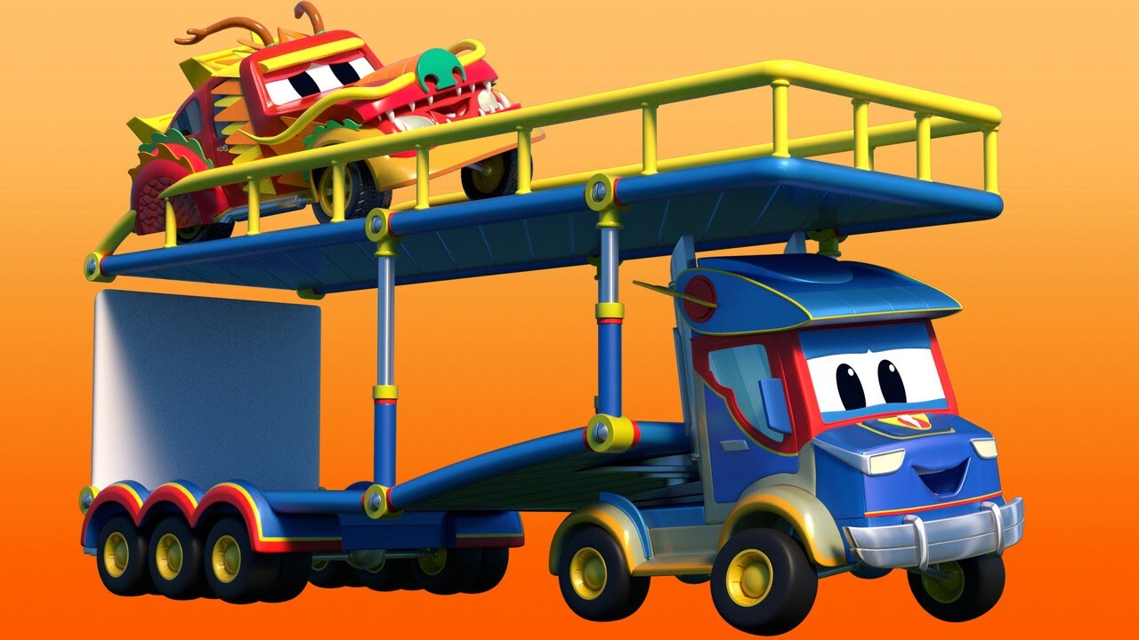 CHINEES NIEUWJAAR: de RACEDRAAKWAGEN rijdt voorop bij de PARADE