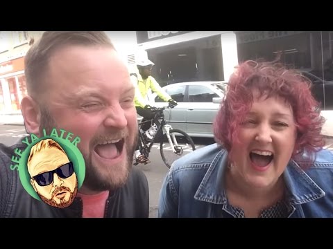 Video: Arron Crascall grynoji vertė: Wiki, vedęs, šeima, vestuvės, atlyginimas, broliai ir seserys