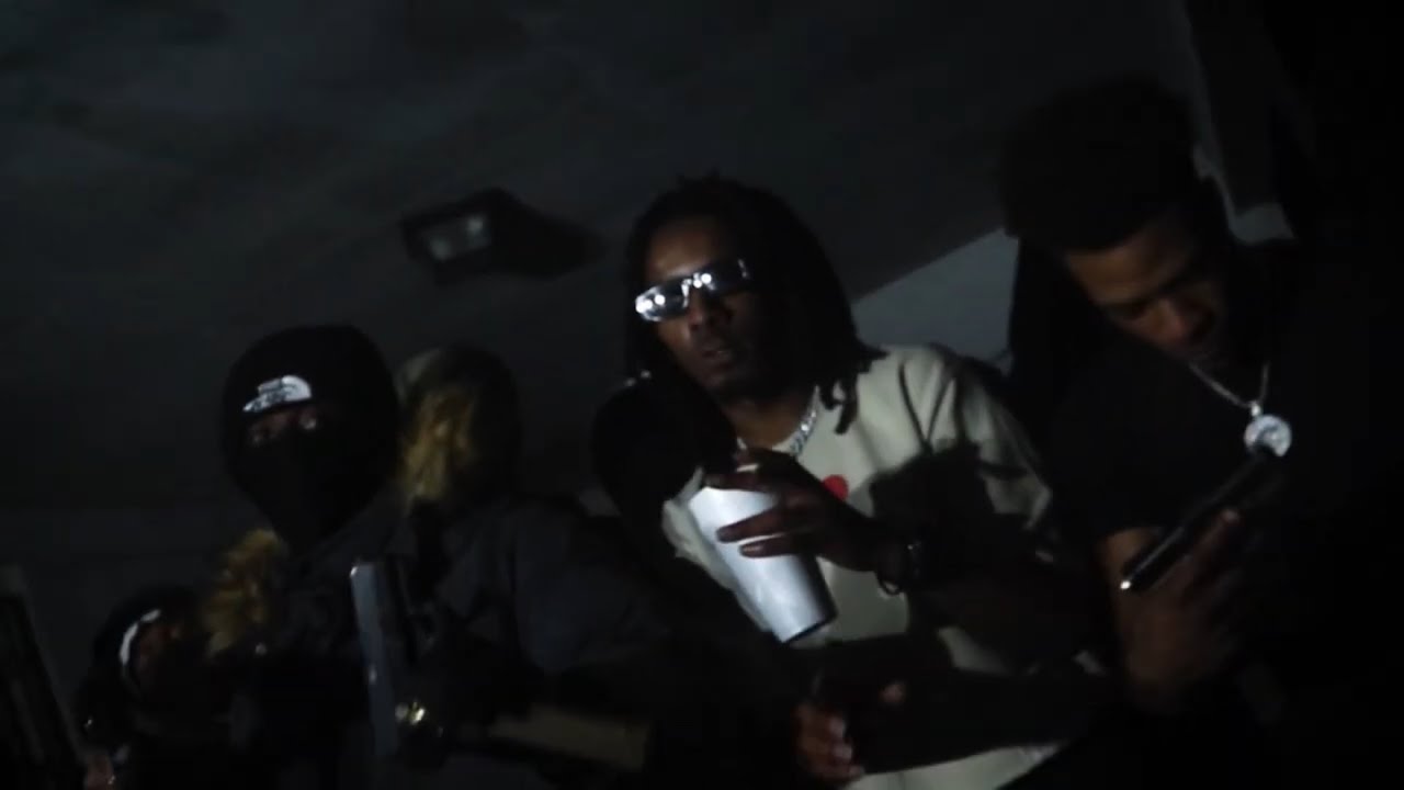 PooRu - Take Kare Wax (Official Music Video)