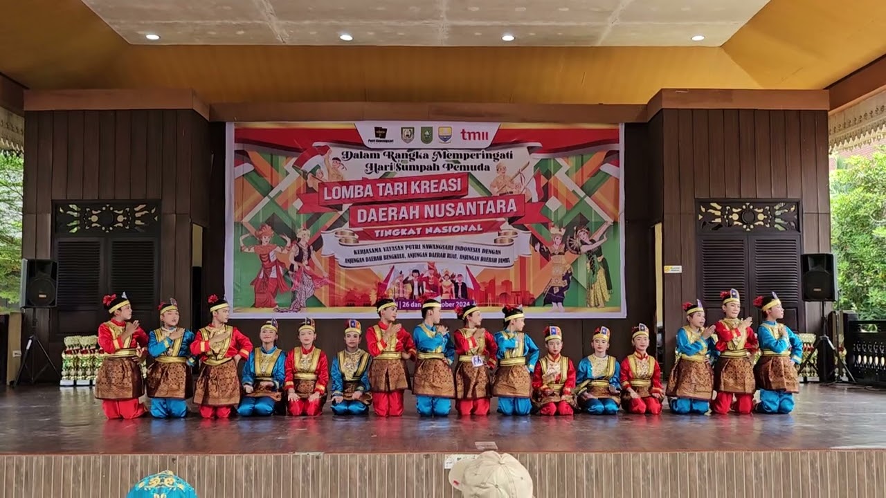 Tari Saman SD Strada Budi Luhur 1 Bekasi #strada  #tmii #lombatari #tarisamanaceh