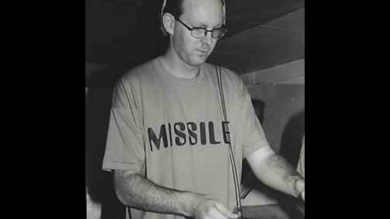 Behind The Beat 1989 (Radio SIS)