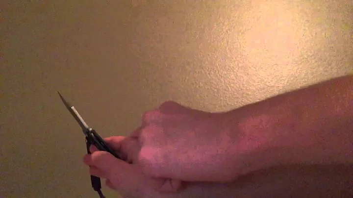 Butterfly Knife Tricks #1: Basic Open