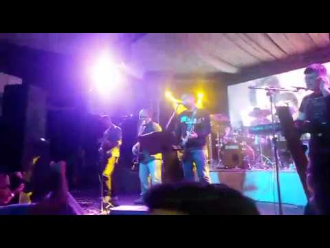 Mística QUEEN Tribute - Somebody To Love (Trecho) 12/04/14 - YouTube