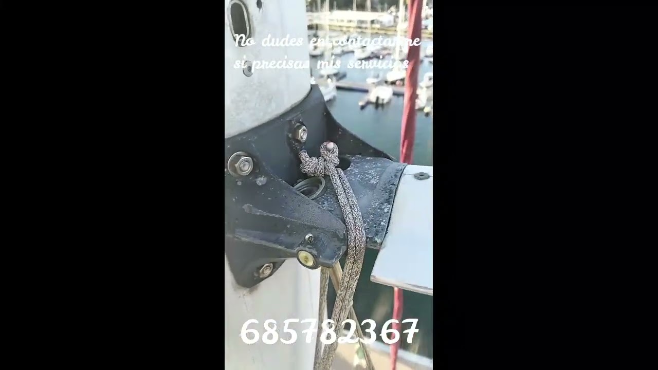 ⁣Inspección de jarcia en un velero Furia 38