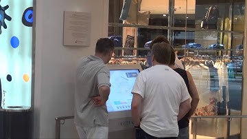 Wayfinding Kiosk in Central Shopping mall