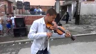 Video thumbnail of "נגן כינור טורקי אחד החזקים"