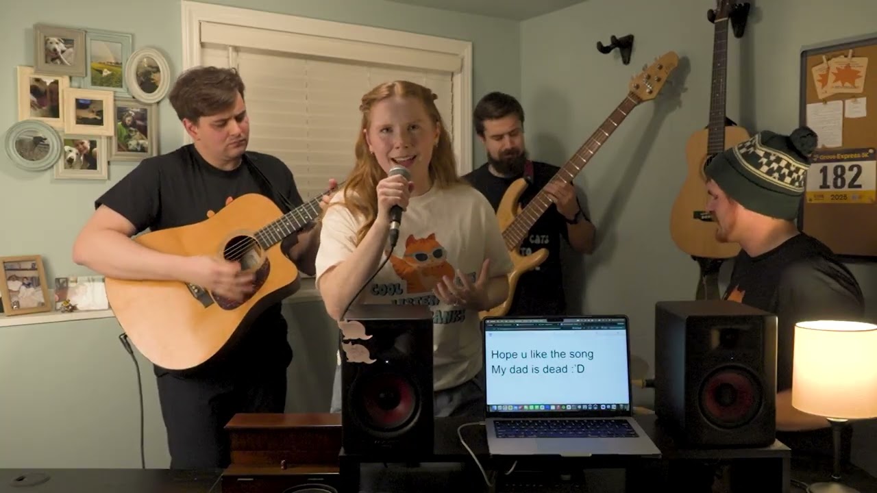 NPR Tiny Desk Contest submission auf YouTube ansehen NPR Tiny Desk Contest submission auf YouTube ansehen