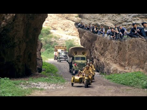 فيلم مناهض لليابان يقتل اليابانيون الناس من أجل المتعة وينصب الطريق الثامن كمين ا ويقضي عليهم