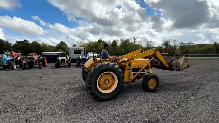 MASSEY FERGUSON 2135 For Sale