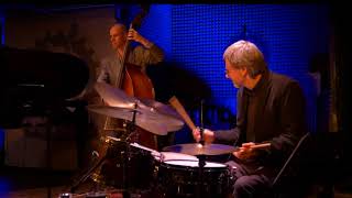 Download Lagu Arik Strauss Trio: Closing The Circle Live MP3