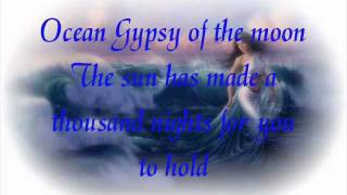 Vignette de la vidéo "Blackmore's Night - Ocean Gypsy Lyrics"