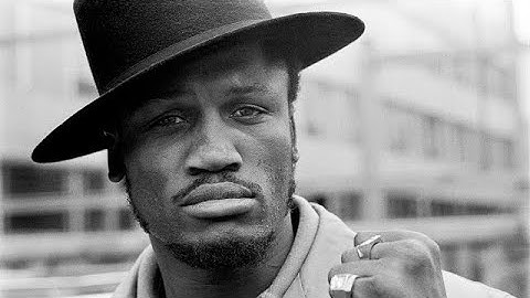Smokin Joe Frazier  - Left Hook